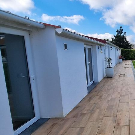 Ty Grain De Sel : Logement Privatif Avec Piscine, Jardin Et Patio Chauve Ngoại thất bức ảnh